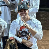 DustinB34 Profile Picture